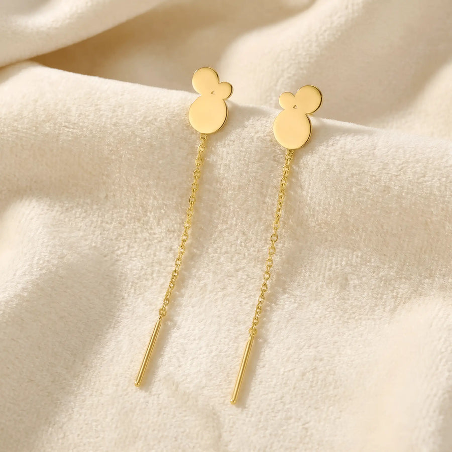 Cercei aur 14K threader cu cluster trio cercuri pline suprapuse 11,6mm — pereche pe drape velvet crem-bej, cluster cu cerc mare la bază și 2 cercuri mici suprapuse deasupra, lanț 6cm cu tijă-bară, finisaj oglindă pe aur galben