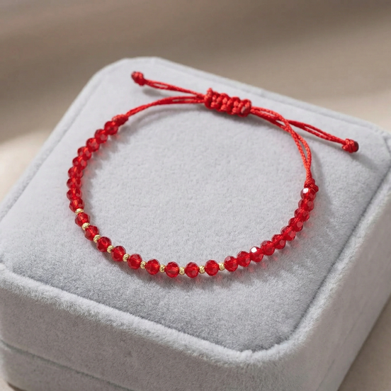 Brățară Reglabilă cu 10 Bile de Aur și Cristale Roșii