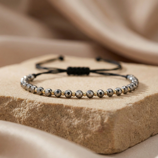 Brățară Reglabilă cu 5 Bile de Aur și Cristale Argintii