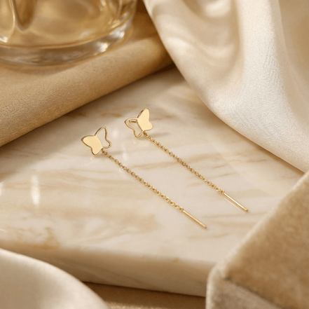 Cercei Threader Aur 14K cu Fluture în Profil – Eleganță în Zbor