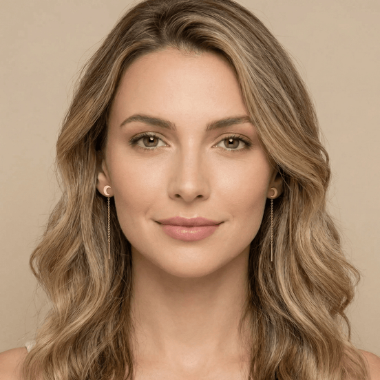 Cercei Threader Aur 14K cu Semilună și Lănțișor – Mister Feminin