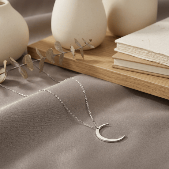 Lănțișor Argint 925 Lună – Colier Minimalist Simbol Intuiție și Grație