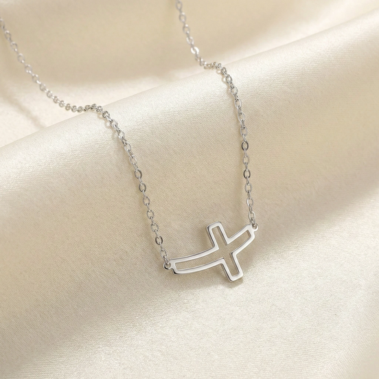 Lănțișor Model Cruce Decupată