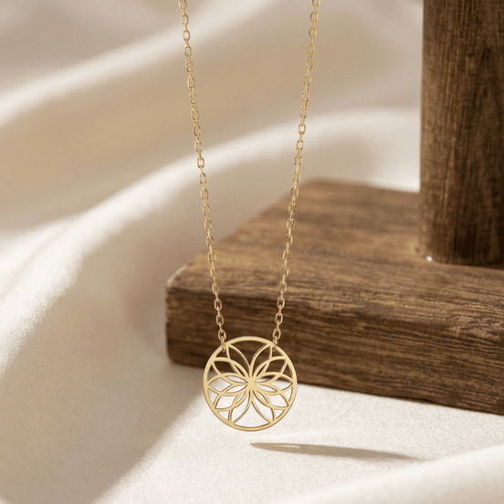 Lănțișor Lotus Circular