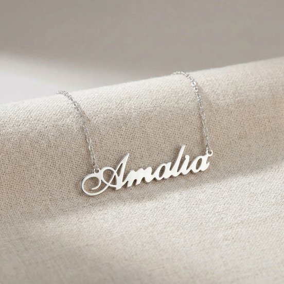 Lantisor argint 925 cu numele Amalia la baza gatului