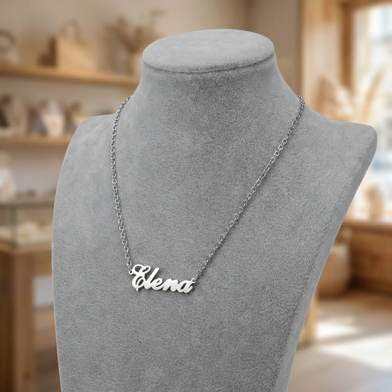 Lantisor argint 925 cu numele Elena la baza gatului