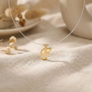 Colier pe Fir Transparent cu Pandantiv Litera F