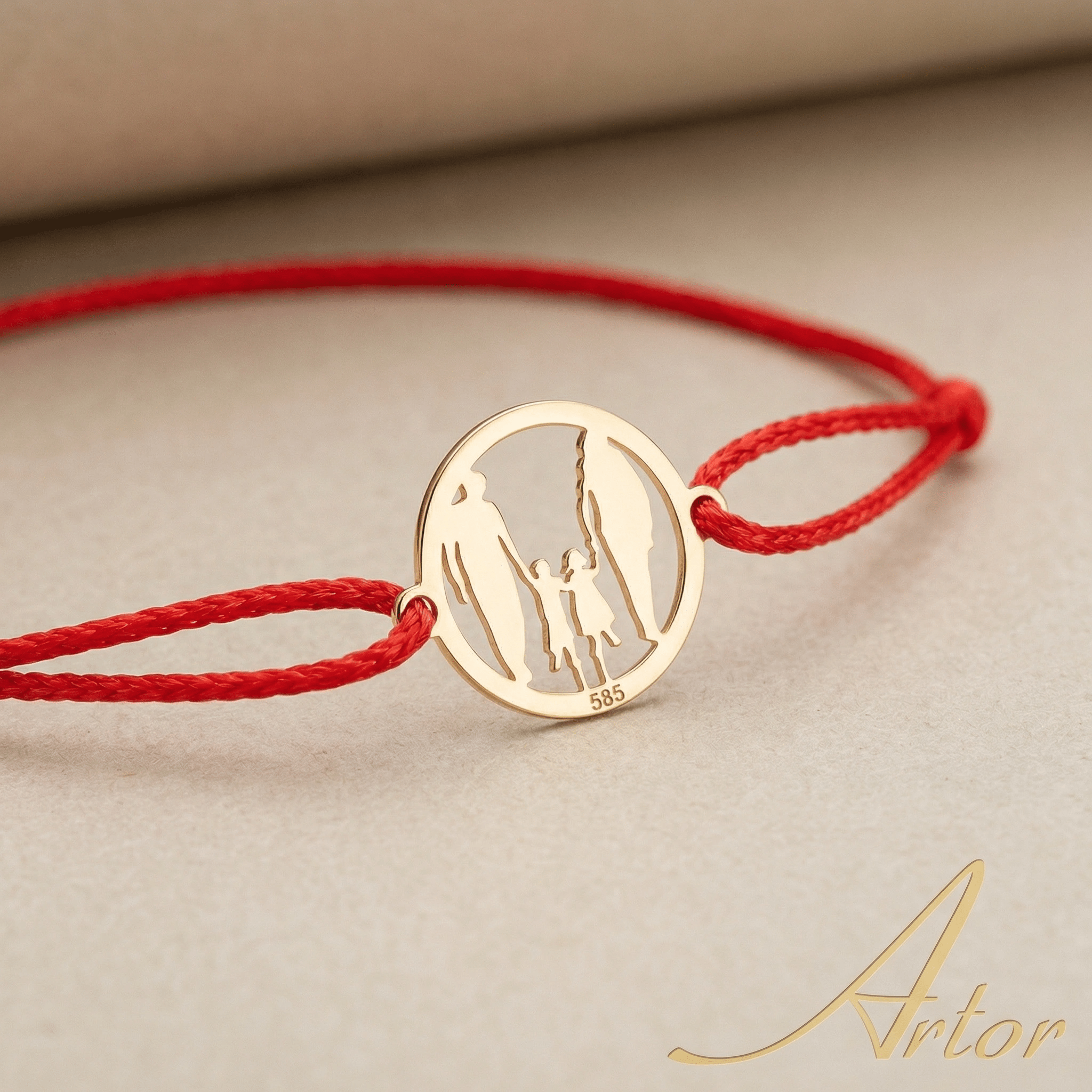 Brățară Aur 14K cu Șnur și Bănuț Familie – Simbolul Unității cu Garanție și Cutie Cadou