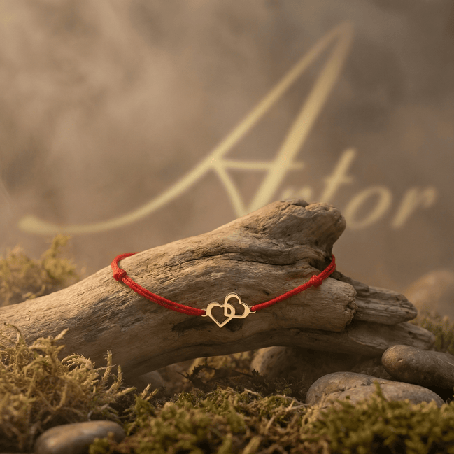 Brățară Aur 14K cu Șnur și Inimă Dublă – Bijuterie Simbol al Iubirii Infinite