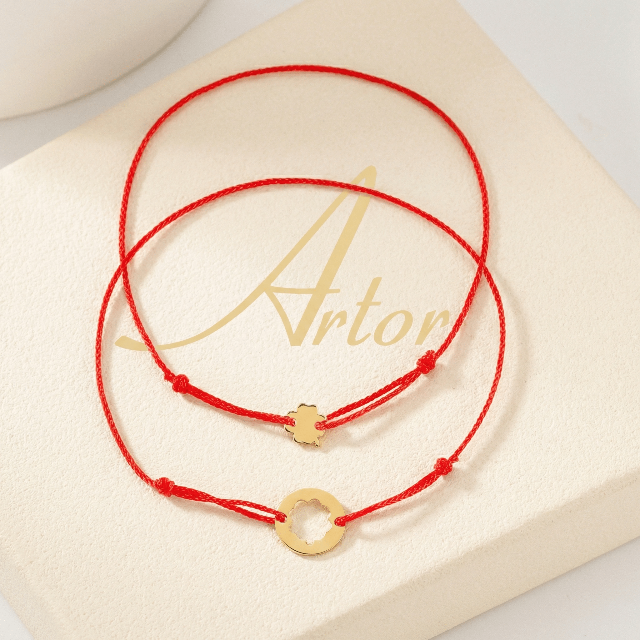 Set 2 Brățări Aur 14K cu Șnur și Trifoi Stilizat – Simbolul Norocului cu Garanție și Cutie Cadou