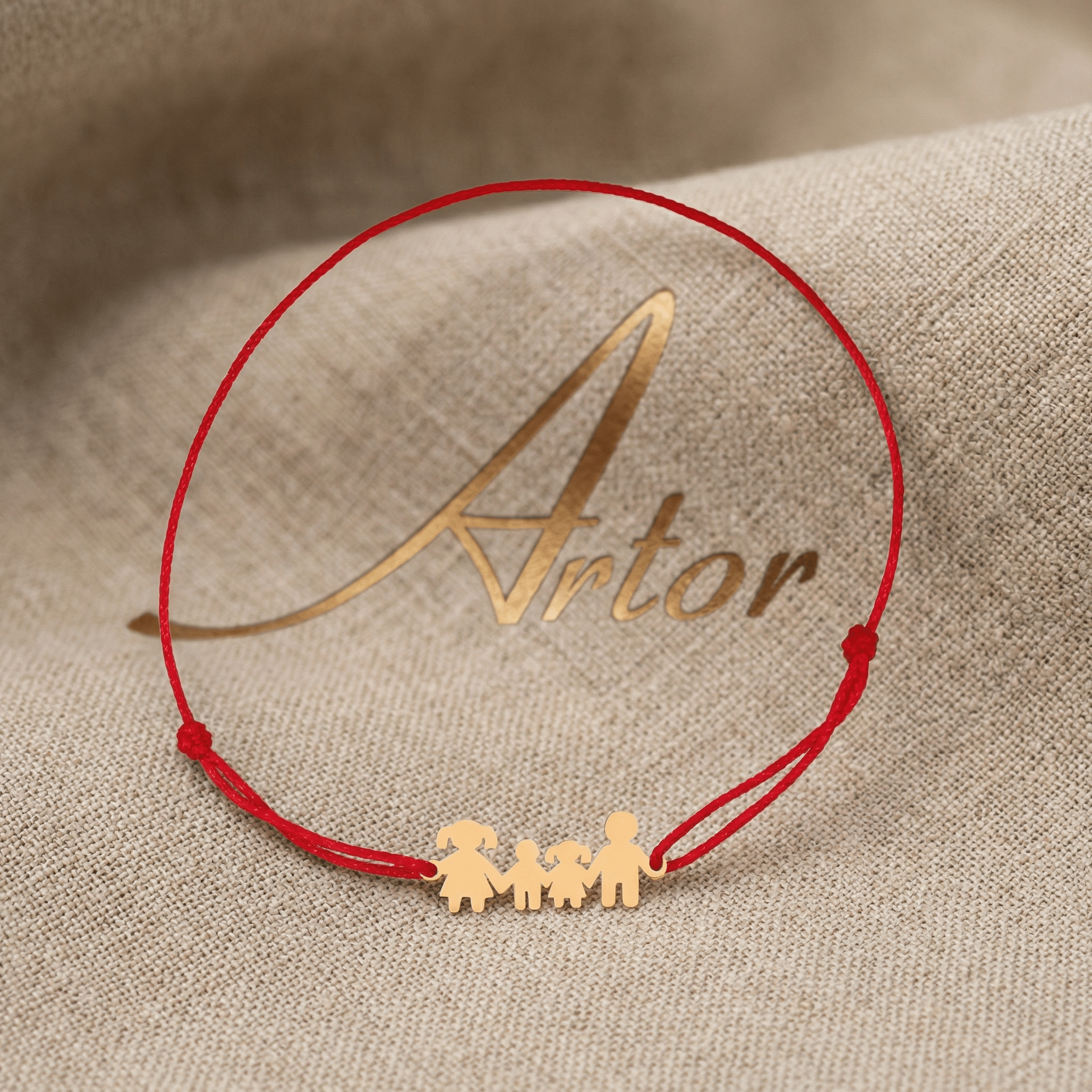 Brățară Aur 14K cu Șnur și Familie cu Băiețel și Fetiță – Simbolul Unității cu Garanție și Cutie Cadou