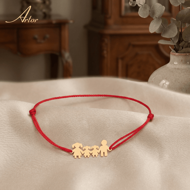 Brățară Aur 14K cu Șnur și Familie cu 2 Fetițe – Simbolul Unității cu Garanție și Cutie Cadou