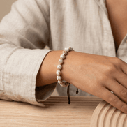 Brățară Aur 14K cu 5 Bile și Cristale 6.5mm – Accesoriu Statement Reglabil