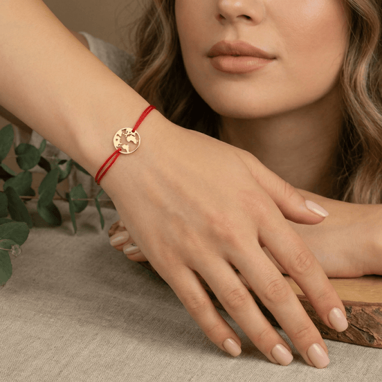 Brățară Aur 14K cu Șnur și Glob Pământesc – Simbolul Călătoriei cu Garanție și Cutie Cadou