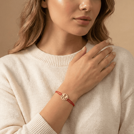 Brățară Aur 14K cu Șnur și Bănuț Familie cu o Fetiță – Simbolul Iubirii cu Garanție și Cutie Cadou