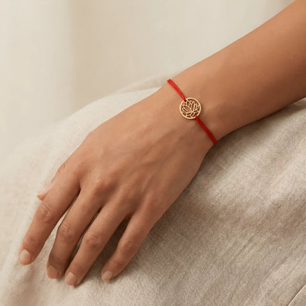 Brățară aur 14K bănuț lotus detaliu styling cu petale decupate