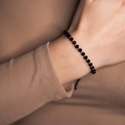 Brățară Aur 14K cu 10 Bile și Cristale Negre – Contrast Suprem și Design Bogat