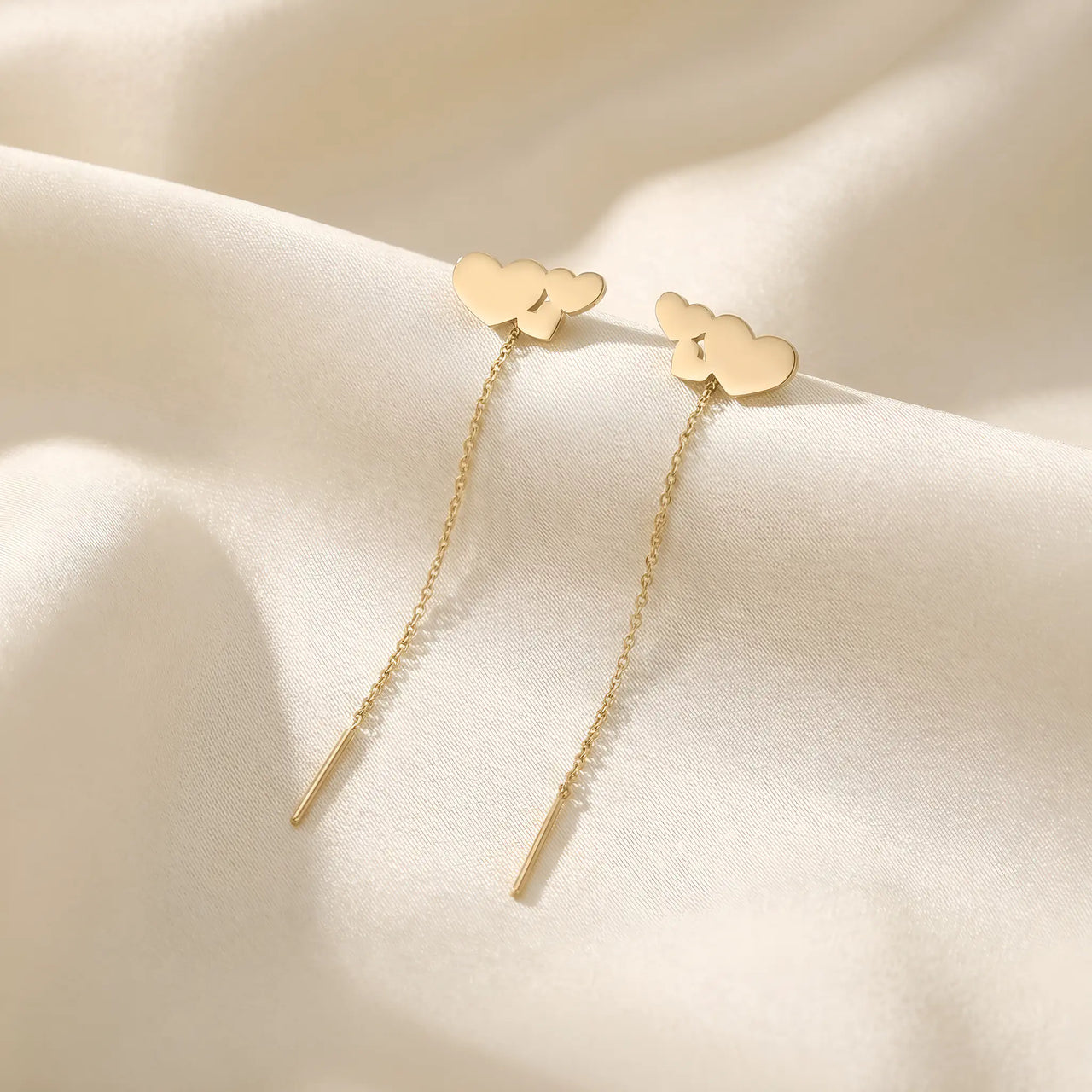 Cercei aur 14K threader trio inimi suprapuse cu deplasare laterală, lănțișor 7cm