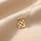 Colier Aur 14K cu Pandantiv Diamant Geometric pe Fir Transparent – Model Floating