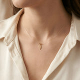 Colier Aur 14K cu Pandantiv Frunză pe Fir Transparent – Model Floating
