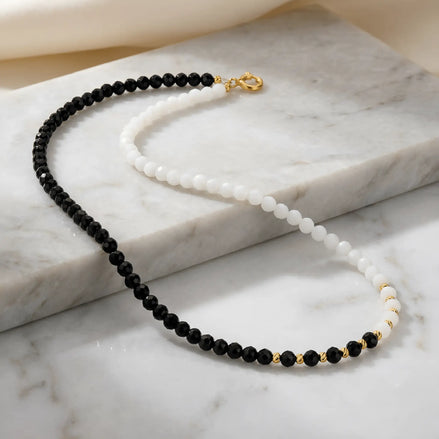 Colier choker aur 14K Yin Yang cu mărgele albe și negre fațetate și bile aur