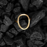 Inel aur 14K cu oval decupat — vedere laterală design minimalist statement