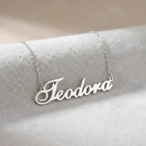 Lănțișor argint 925 rodiat cu pendant nume Teodora cursiv elegant decupat